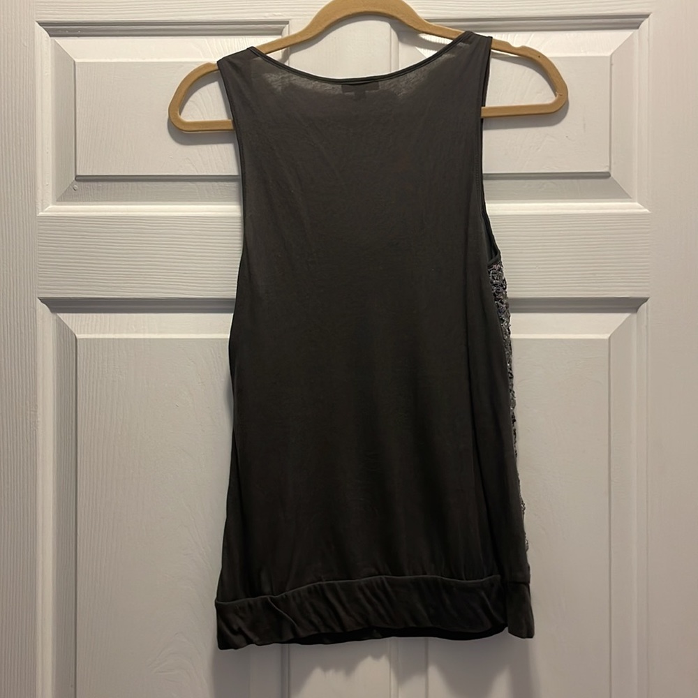 Express Tank Top - Picture 4 of 4